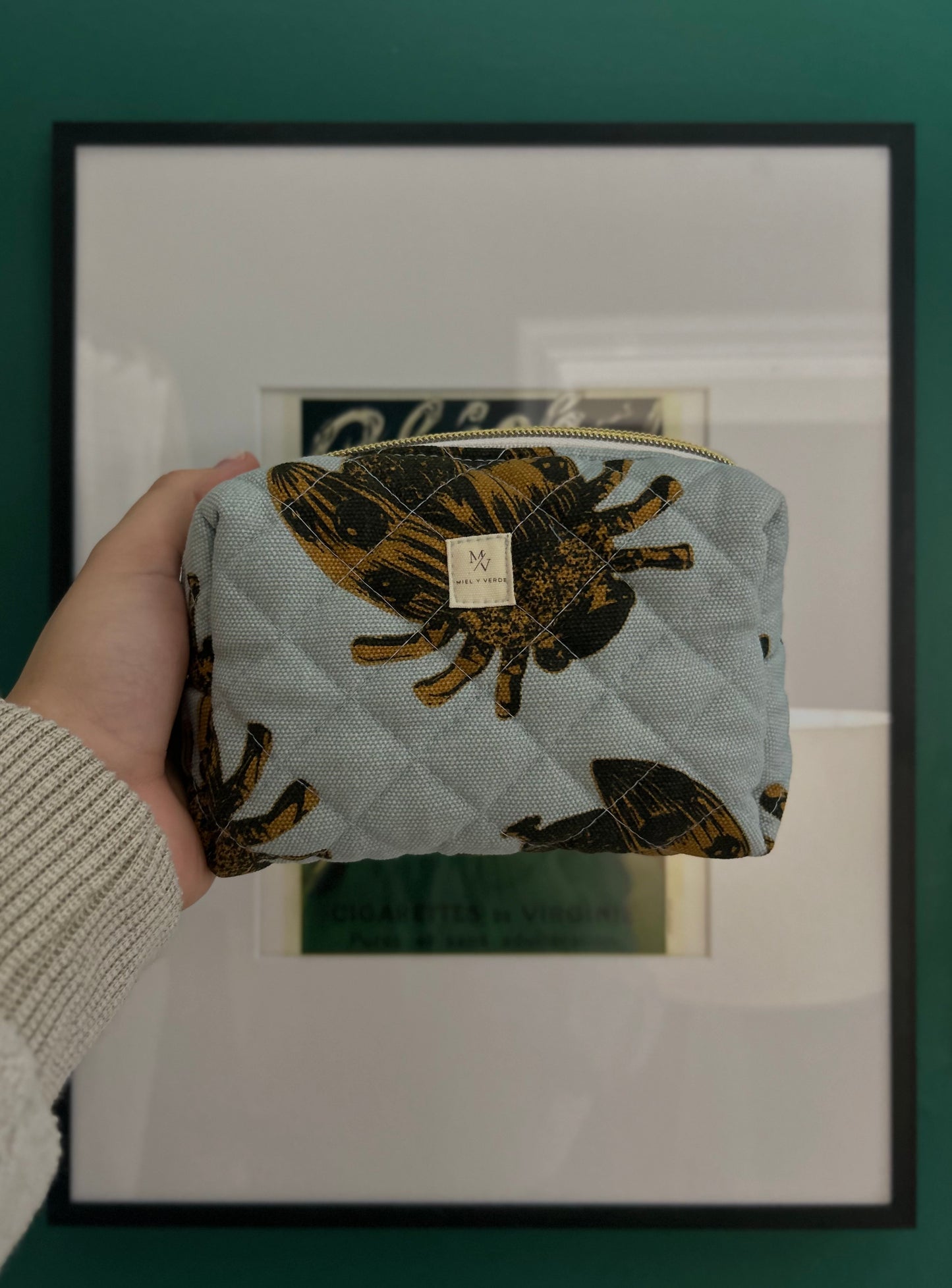 Cosmetic Bag Queen Bee