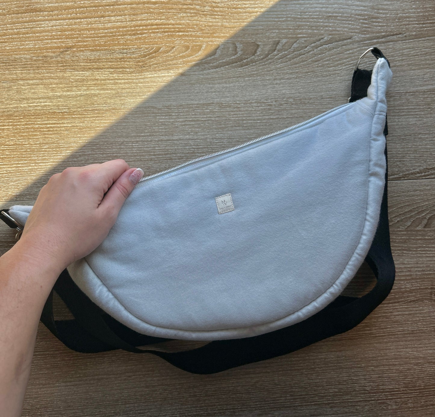 Banana Bag Soft Gray