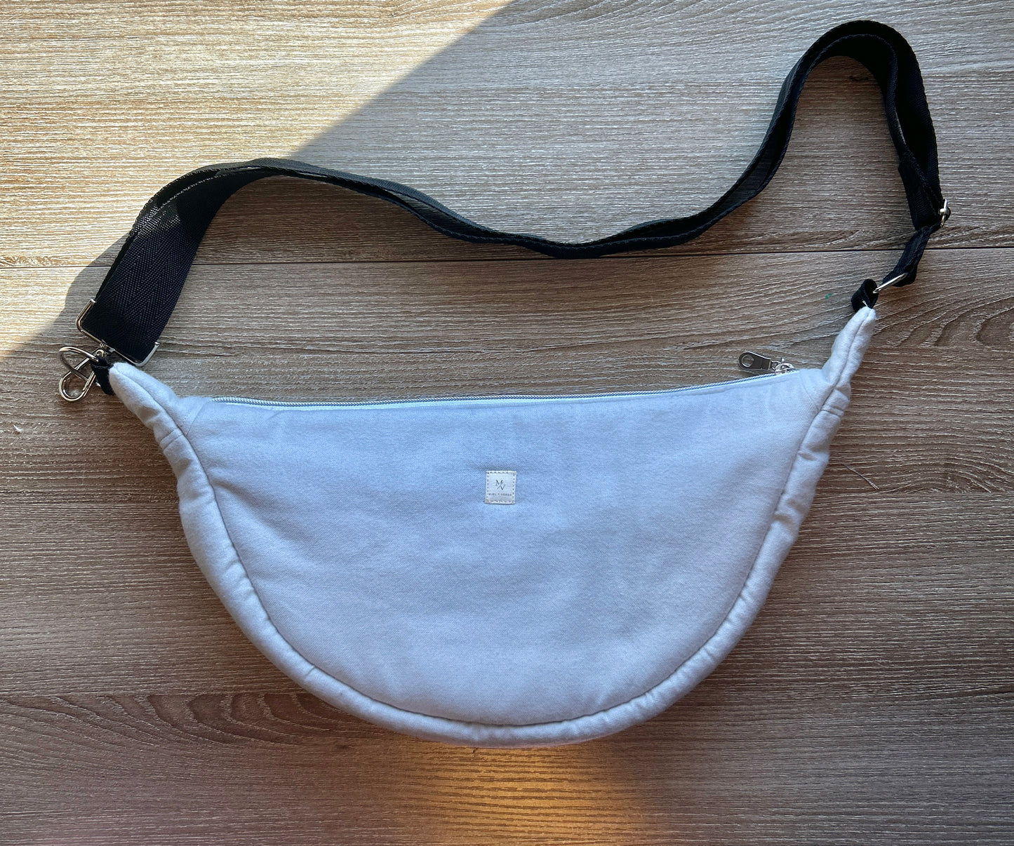 Banana Bag Soft Gray