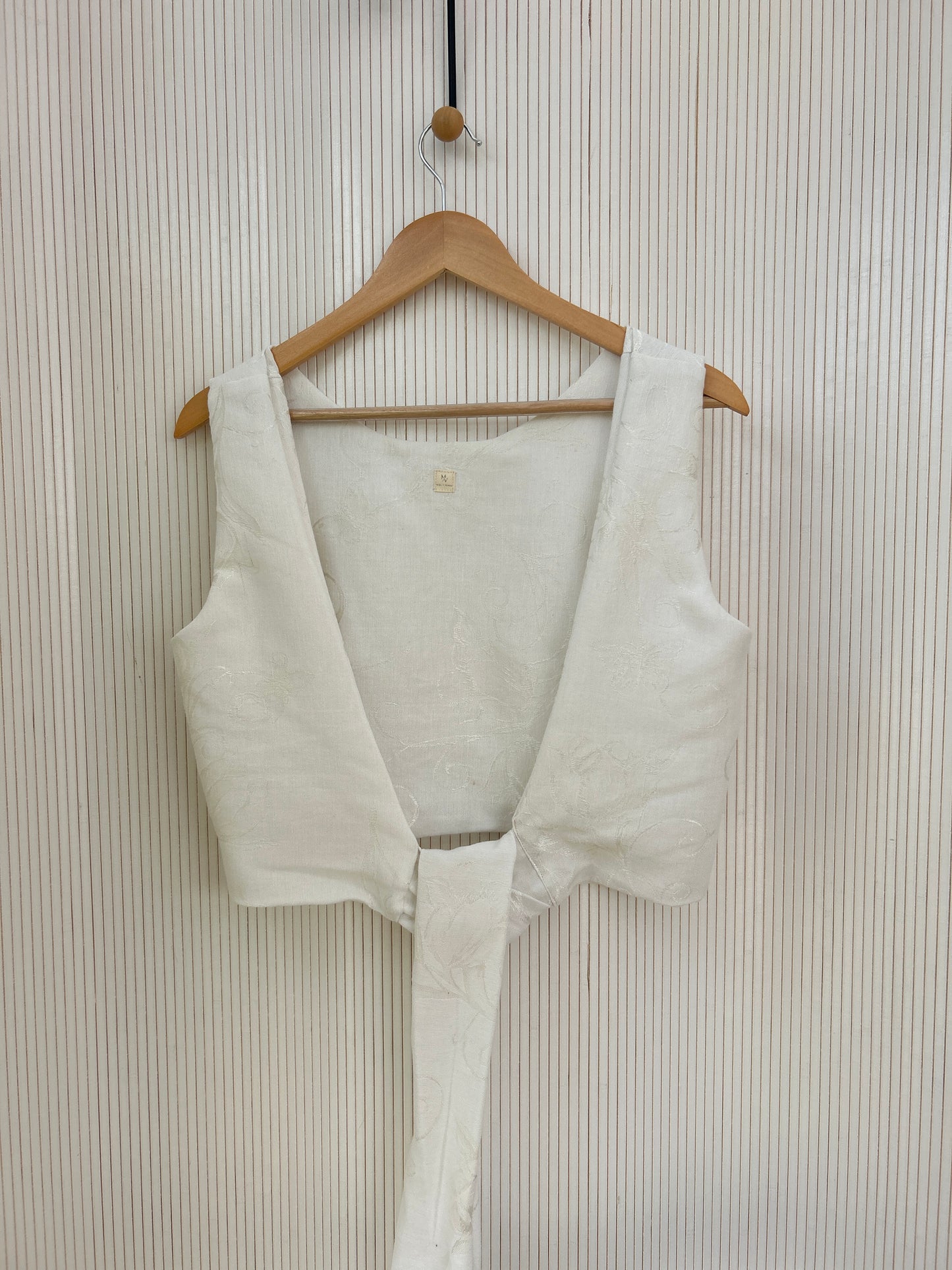 Open back top in white