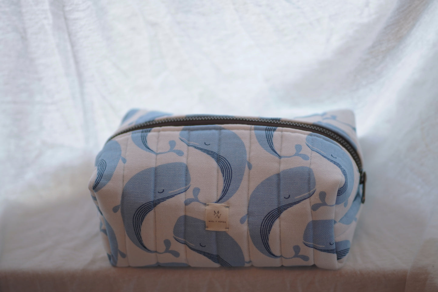 Chubby Toiletry Bag Whale pattern