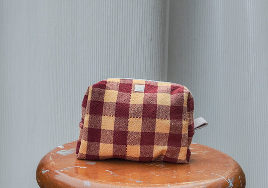 Cosmetic bag